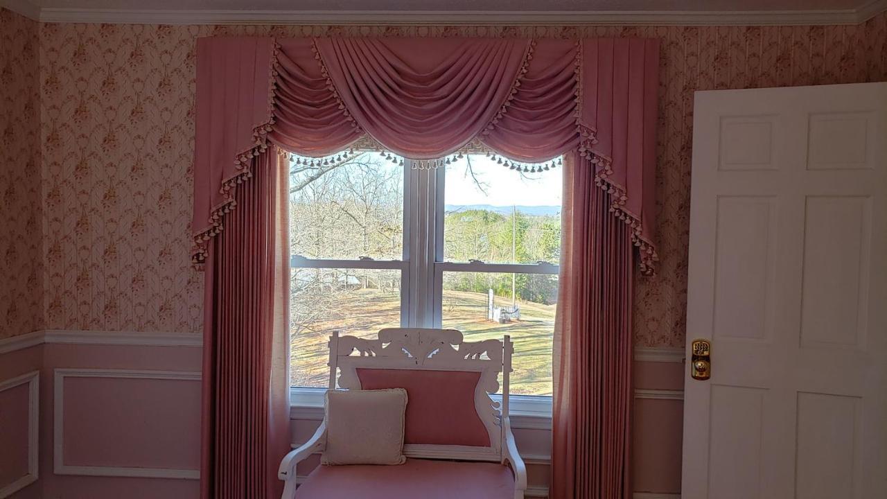 Blue Heaven Bed & Breakfast บลูริดจ์ ภายนอก รูปภาพ